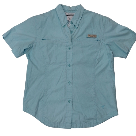 Columbia Tops - Columbia Women's Short Sleeve Button Down Shirt